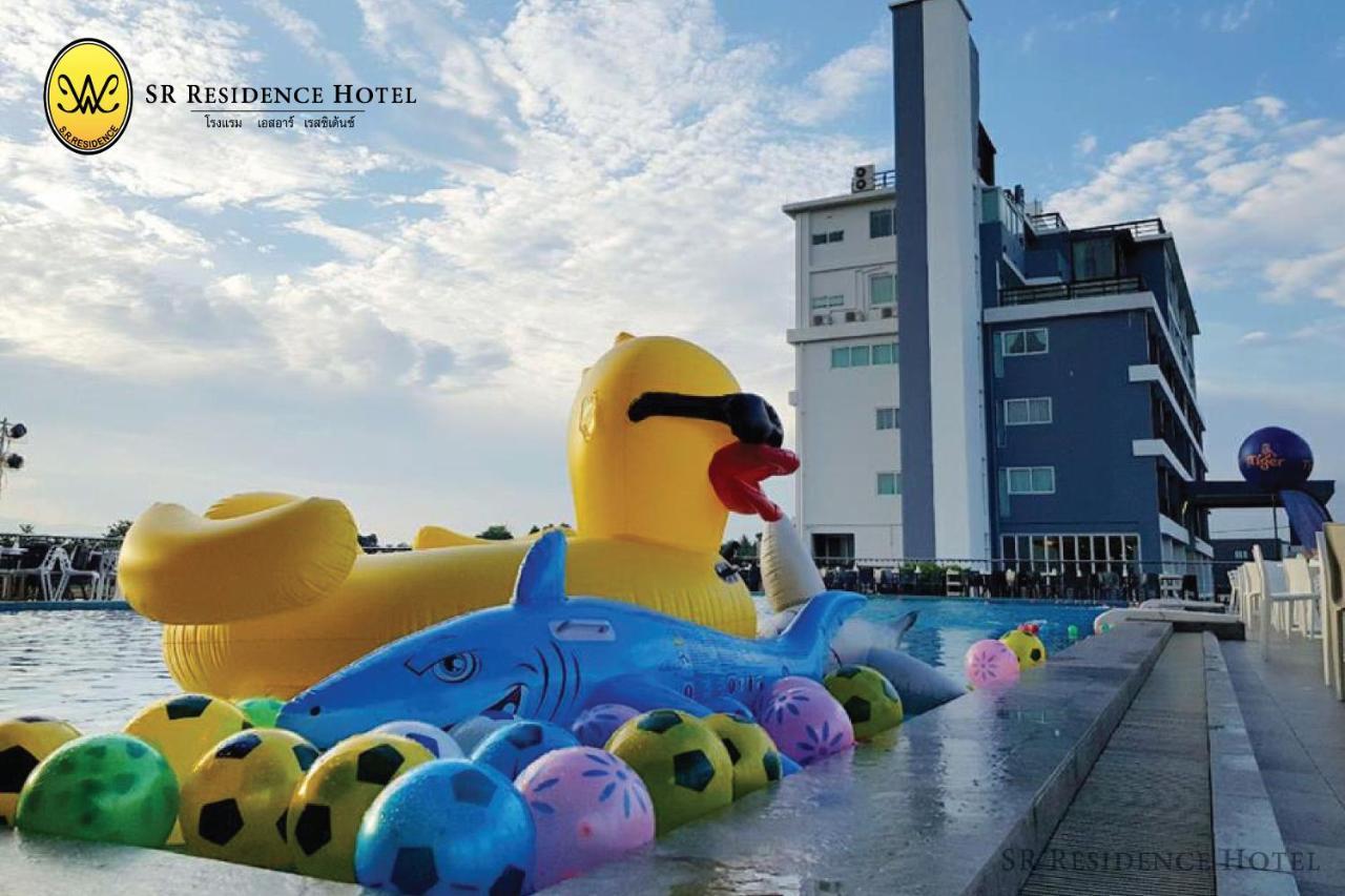 Sr Residence Hotel ペッチャブーン エクステリア 写真