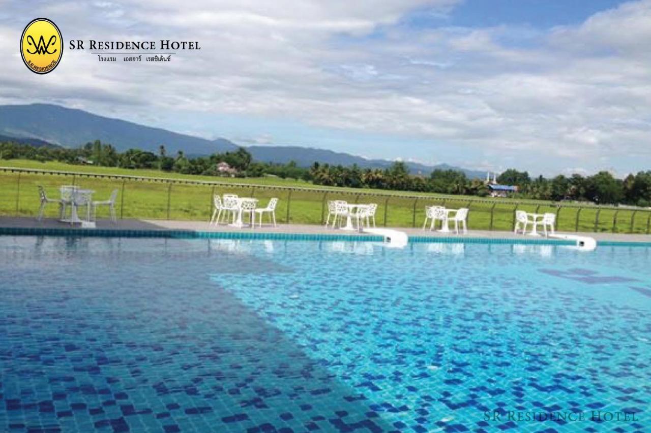 Sr Residence Hotel ペッチャブーン エクステリア 写真